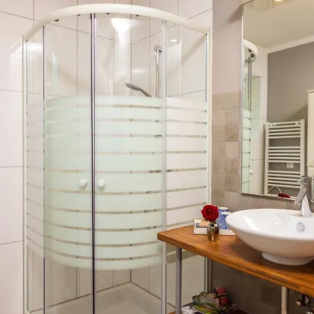 Lakeside - Adults Only Apartman Faak am See