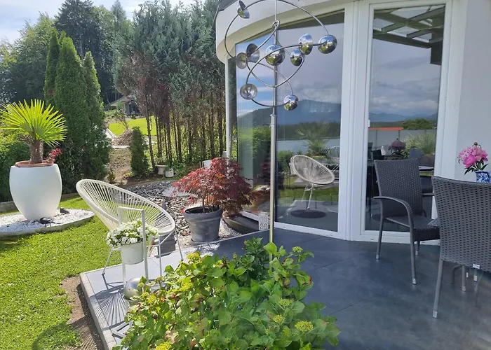 Lakeside - Adults Only *