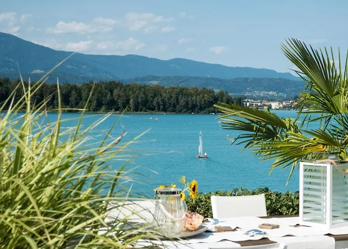 Lakeside - Adults Only *